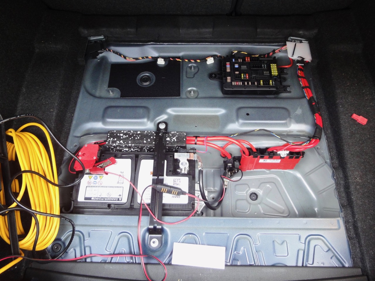 BMW 1 Series (F20) boot light fuse Richard WillisOwen